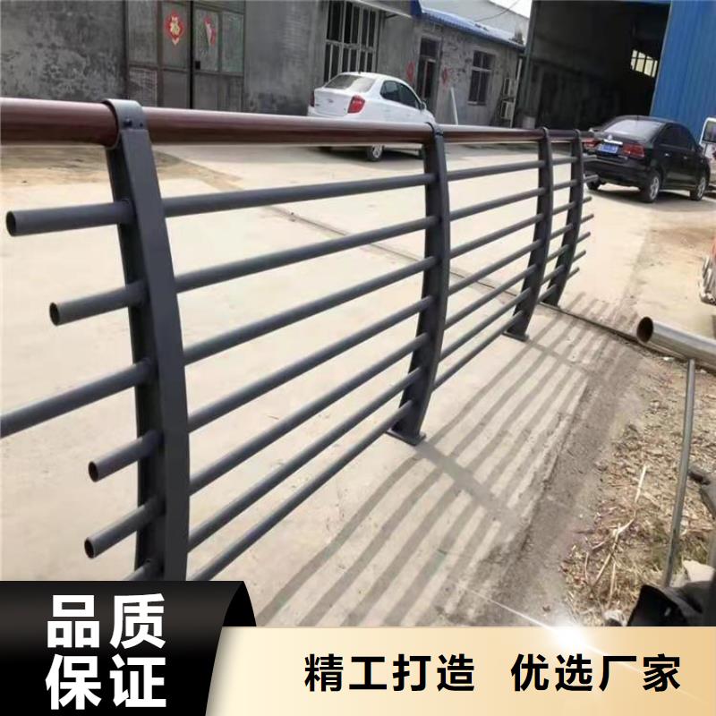铁管喷塑桥梁防撞护栏安装牢固美观实用