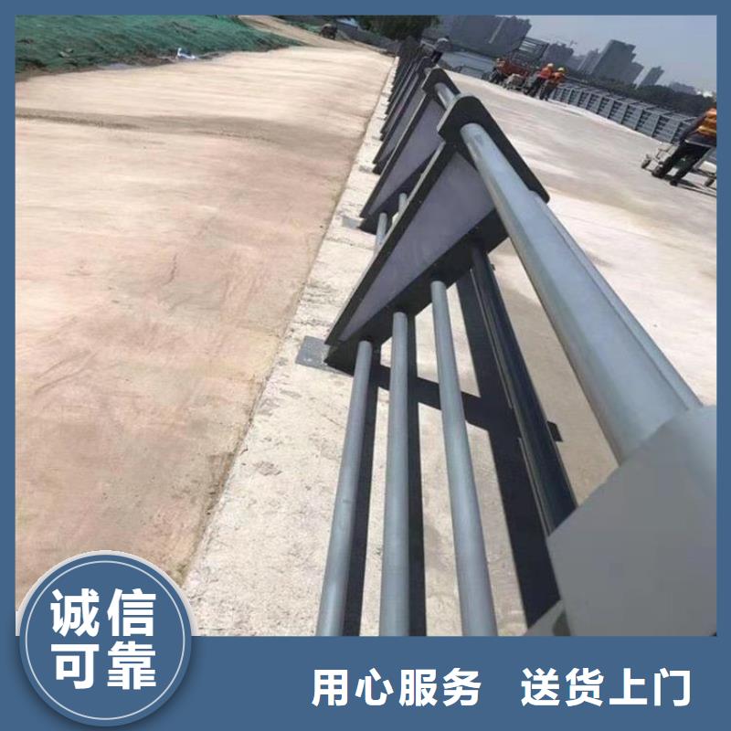 氟碳漆喷塑防撞护栏展鸿护栏长期承接