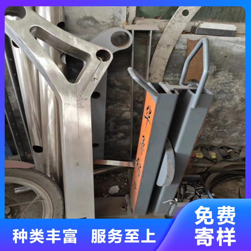 公路桥梁防撞护栏-公路桥梁防撞护栏专业厂家