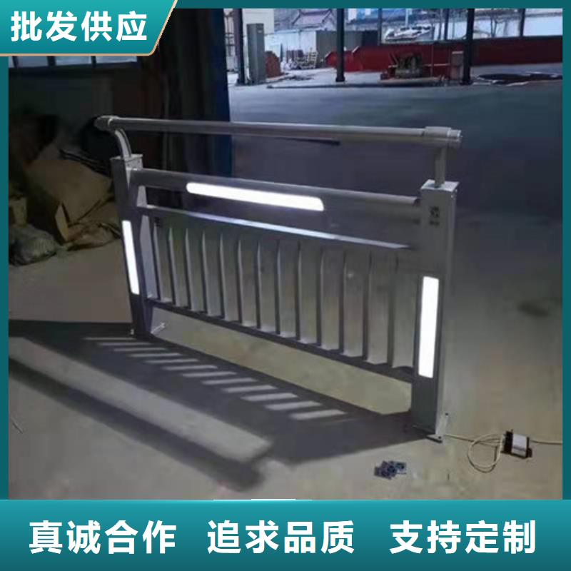 
Led桥梁灯光护栏品质高于同行