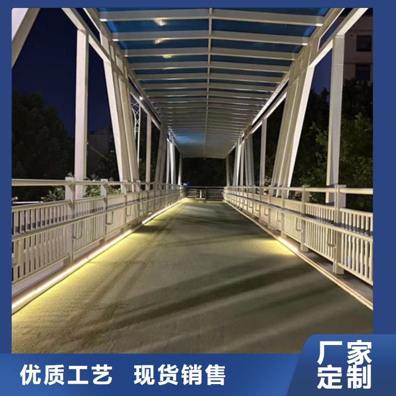 优选：不锈钢复合管道路护栏本地厂家