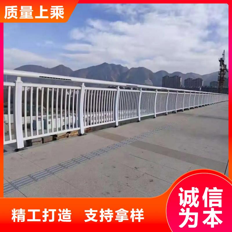 江都大桥两边防撞护栏厂家